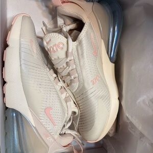 Nike Air Max 270 pearl White
